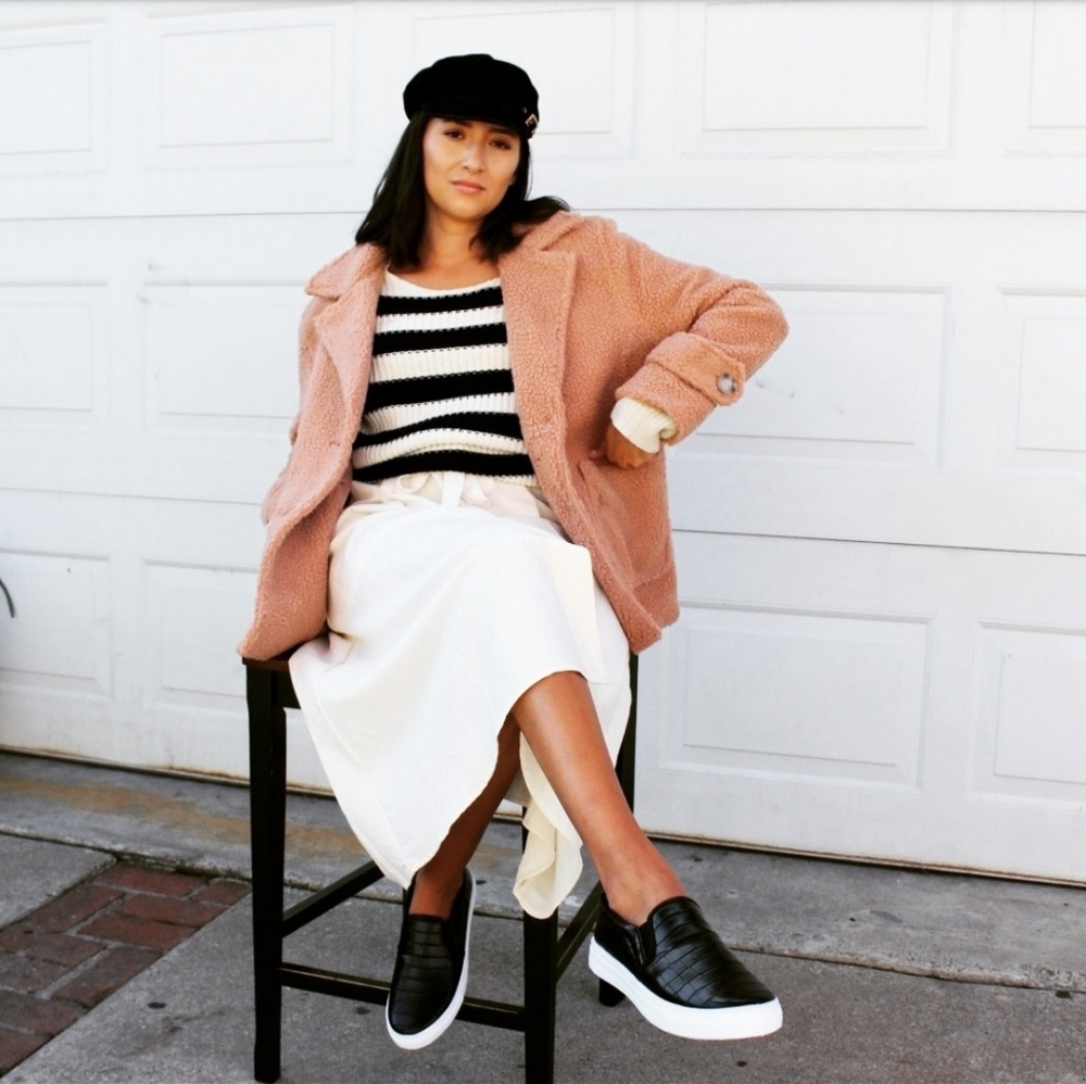 🆕️//Fall Favorite Collection// Teddy Jacket - Picture 5 of 9